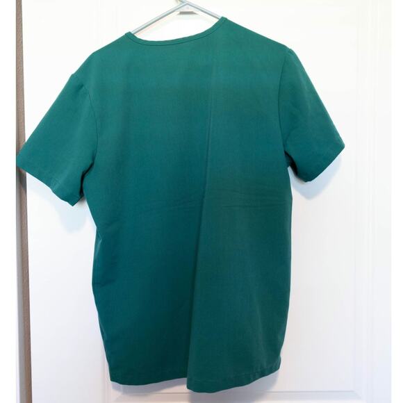 Figs Technical Collection Green Scrub Top Size Medium - Picture 3 of 7